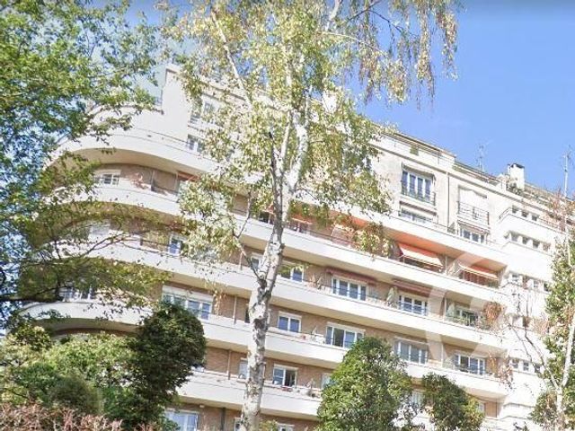 Afficher la photo en grand Appartement F3 à vendre - 3 pièces - 96.17 m2 - ST CLOUD - 92 - ILE-DE-FRANCE - Century 21 Solution Immobilière