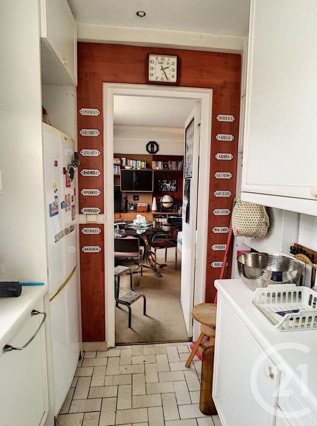 Afficher la photo en grand Appartement F3 à vendre - 3 pièces - 96.17 m2 - ST CLOUD - 92 - ILE-DE-FRANCE - Century 21 Solution Immobilière