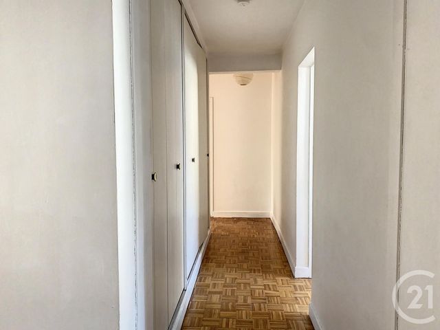 Appartement F4 à louer - 4 pièces - 97.0 m2 - ST CLOUD - 92 - ILE-DE-FRANCE - Century 21 Solution Immobilière