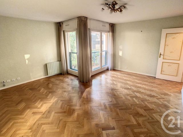 Appartement F2 à vendre ST CLOUD