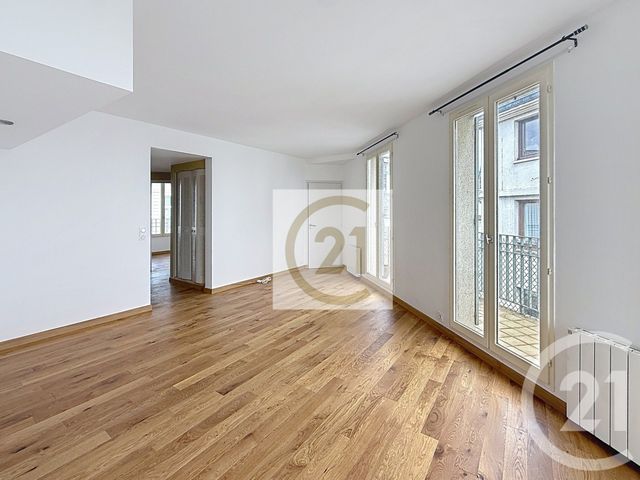 Appartement à louer - 3 pièces - 64.1 m2 - ST CLOUD - 92 - ILE-DE-FRANCE - Century 21 Solution Immobilière