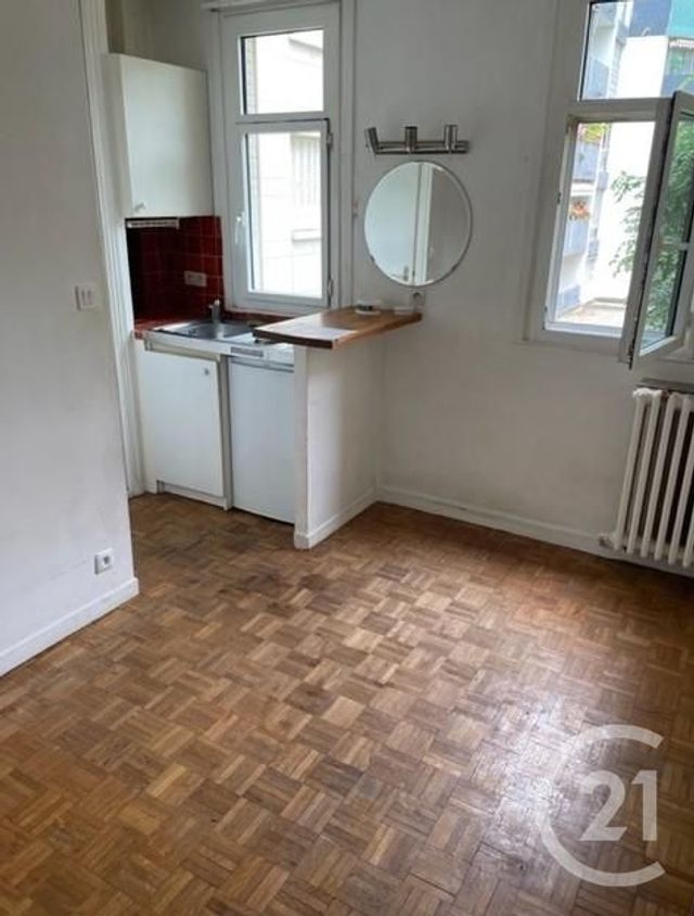 Studette à vendre - 1 pièce - 10.9 m2 - PARIS - 75016 - ILE-DE-FRANCE - Century 21 Solution Immobilière