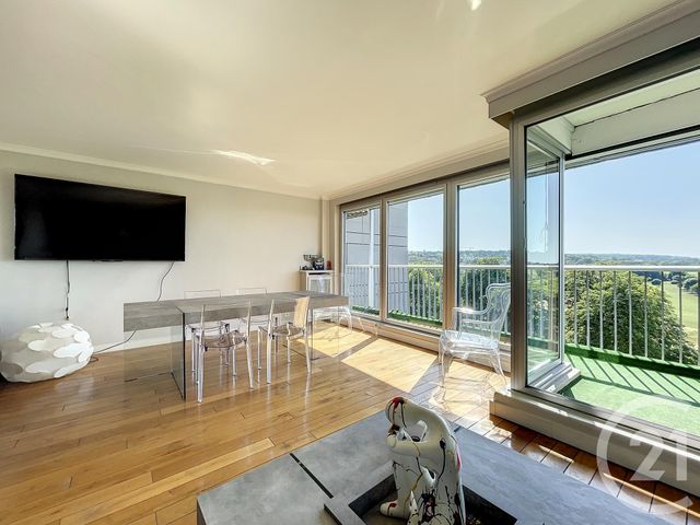 Appartement F5 à louer - 5 pièces - 131.08 m2 - ST CLOUD - 92 - ILE-DE-FRANCE - Century 21 Solution Immobilière