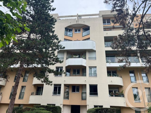 Appartement F2 à vendre - 2 pièces - 51.06 m2 - ST CLOUD - 92 - ILE-DE-FRANCE - Century 21 Solution Immobilière