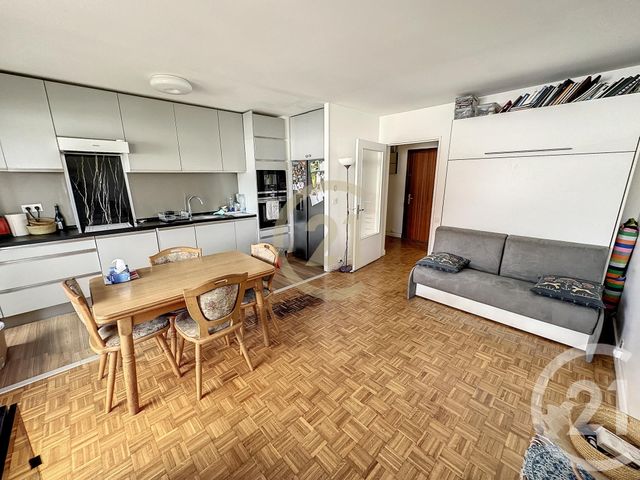 Appartement T2 à vendre - 2 pièces - 45.49 m2 - ST CLOUD - 92 - ILE-DE-FRANCE - Century 21 Solution Immobilière