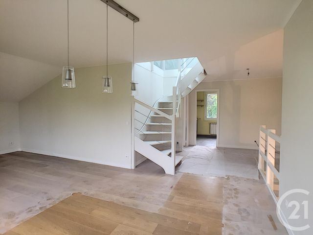 Appartement F6 à louer - 6 pièces - 102.57 m2 - MARNES LA COQUETTE - 92 - ILE-DE-FRANCE - Century 21 Solution Immobilière