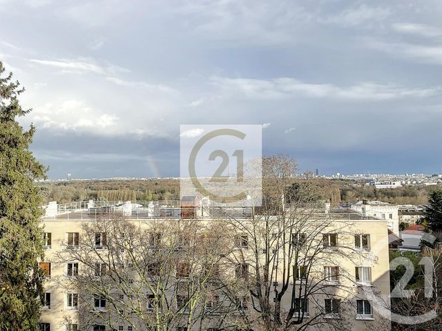 Appartement F3 à louer - 3 pièces - 73.57 m2 - ST CLOUD - 92 - ILE-DE-FRANCE - Century 21 Solution Immobilière