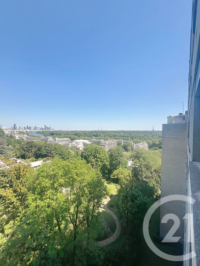 Afficher la photo en grand Appartement F4 à vendre - 4 pièces - 114.22 m2 - ST CLOUD - 92 - ILE-DE-FRANCE - Century 21 Solution Immobilière