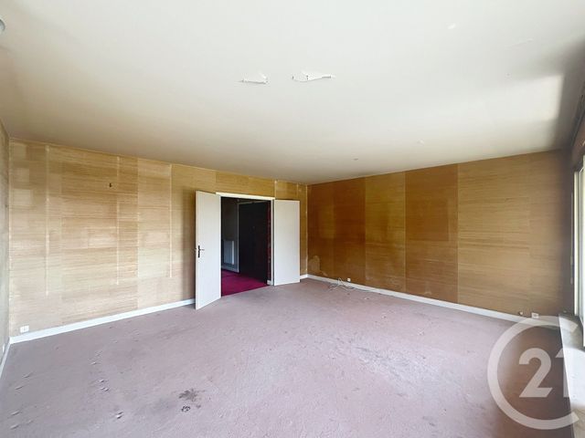 Afficher la photo en grand Appartement F4 à vendre - 4 pièces - 114.22 m2 - ST CLOUD - 92 - ILE-DE-FRANCE - Century 21 Solution Immobilière