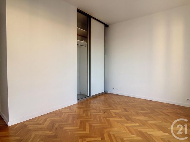 Appartement F2 à louer - 2 pièces - 55.04 m2 - ST CLOUD - 92 - ILE-DE-FRANCE - Century 21 Solution Immobilière