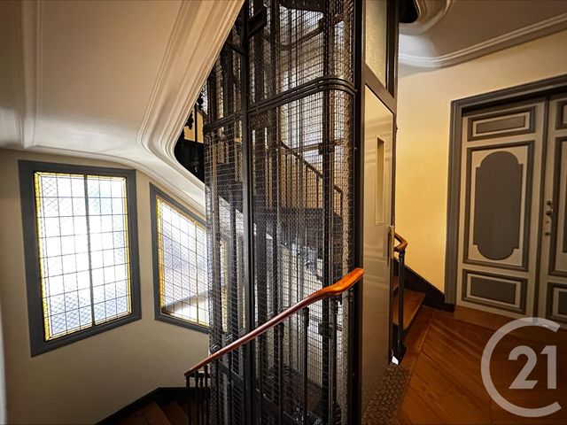 Appartement F5 à vendre - 5 pièces - 132.44 m2 - ST CLOUD - 92 - ILE-DE-FRANCE - Century 21 Solution Immobilière