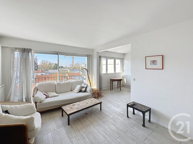 Appartement F5 à vendre - 5 pièces - 92.17 m2 - GARCHES - 92 - ILE-DE-FRANCE - Century 21 Solution Immobilière