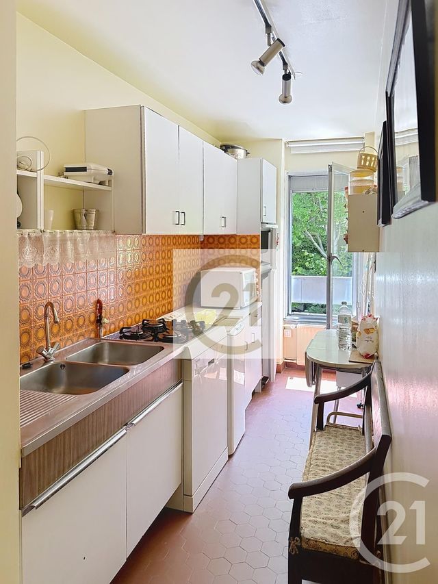 Appartement F2 à vendre - 2 pièces - 74.63 m2 - ST CLOUD - 92 - ILE-DE-FRANCE - Century 21 Solution Immobilière