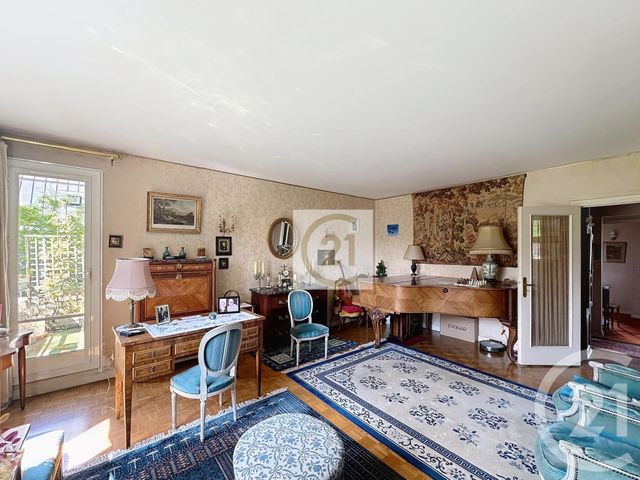 Appartement à vendre - 6 pièces - 166.77 m2 - ST CLOUD - 92 - ILE-DE-FRANCE - Century 21 Solution Immobilière