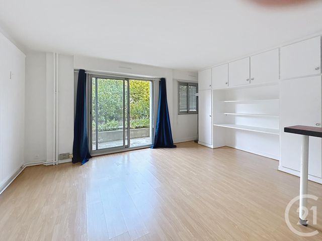 Appartement Studio à louer ST CLOUD