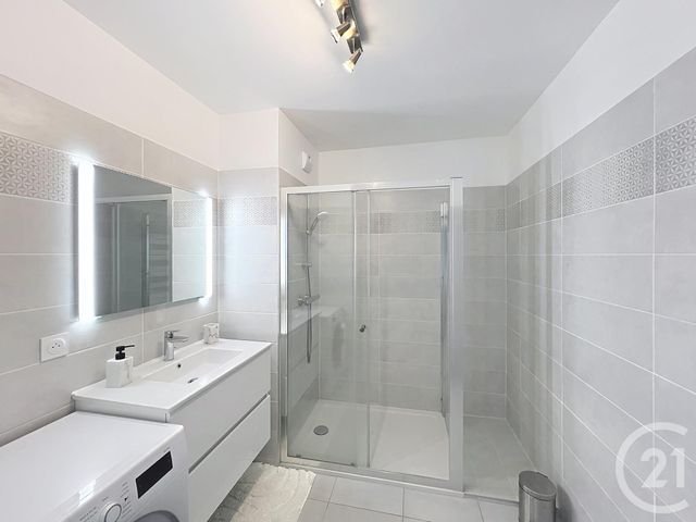 Appartement F3 à vendre - 3 pièces - 71.66 m2 - ST CLOUD - 92 - ILE-DE-FRANCE - Century 21 Solution Immobilière