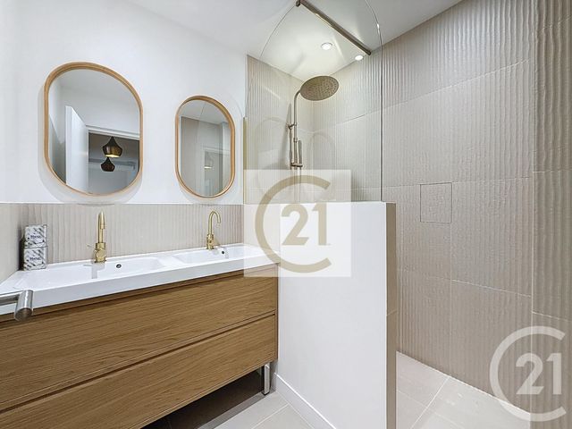 Appartement F6 à louer - 6 pièces - 140.0 m2 - ST CLOUD - 92 - ILE-DE-FRANCE - Century 21 Solution Immobilière