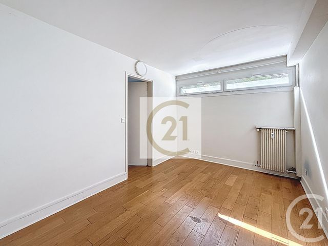 Appartement F6 à louer - 6 pièces - 140.0 m2 - ST CLOUD - 92 - ILE-DE-FRANCE - Century 21 Solution Immobilière