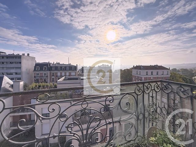 Appartement F5 à louer ST CLOUD