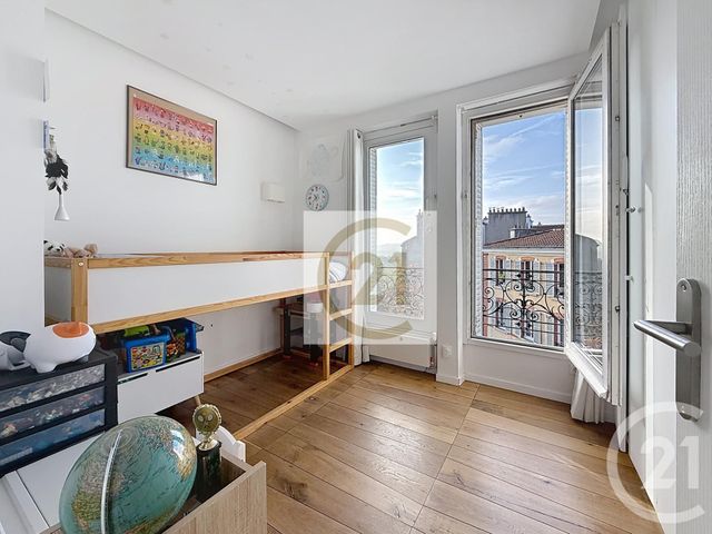 Appartement F5 à louer - 5 pièces - 103.0 m2 - ST CLOUD - 92 - ILE-DE-FRANCE - Century 21 Solution Immobilière