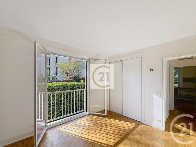 Appartement F5 à vendre - 5 pièces - 94.0 m2 - ST CLOUD - 92 - ILE-DE-FRANCE - Century 21 Solution Immobilière