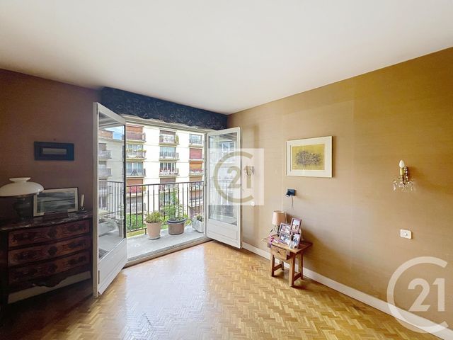 Appartement F4 à vendre - 4 pièces - 106.62 m2 - ST CLOUD - 92 - ILE-DE-FRANCE - Century 21 Solution Immobilière