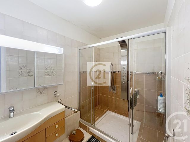 Appartement F4 à vendre - 4 pièces - 106.62 m2 - ST CLOUD - 92 - ILE-DE-FRANCE - Century 21 Solution Immobilière