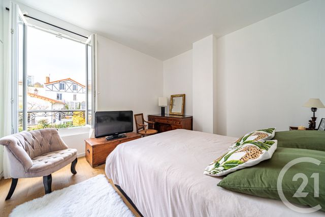 Appartement Duplex à vendre - 5 pièces - 97.0 m2 - ST CLOUD - 92 - ILE-DE-FRANCE - Century 21 Solution Immobilière