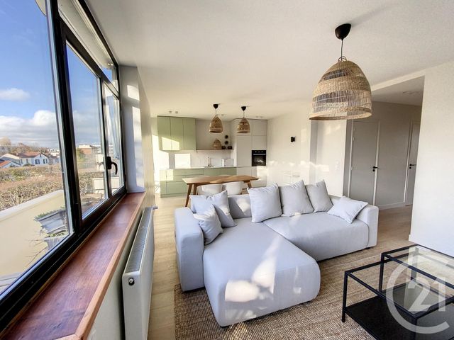 Appartement F2 à louer - 2 pièces - 51.38 m2 - ST CLOUD - 92 - ILE-DE-FRANCE - Century 21 Solution Immobilière