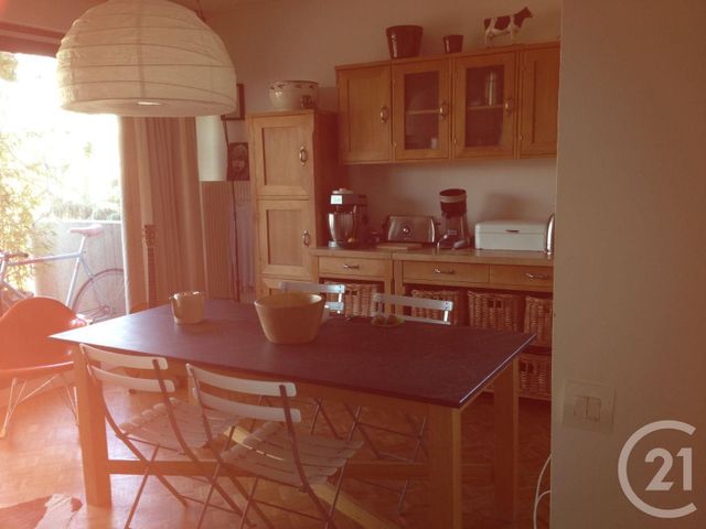 Appartement Autre à louer - 3 pièces - 62.5 m2 - ST CLOUD - 92 - ILE-DE-FRANCE - Century 21 Solution Immobilière