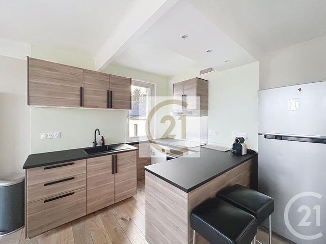 Appartement F3 à vendre - 3 pièces - 73.57 m2 - ST CLOUD - 92 - ILE-DE-FRANCE - Century 21 Solution Immobilière