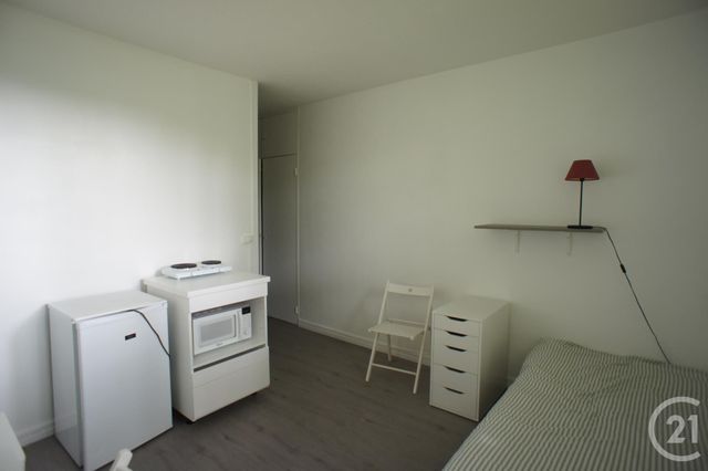 Appartement F1 à louer - 1 pièce - 14.94 m2 - VILLE D AVRAY - 92 - ILE-DE-FRANCE - Century 21 Solution Immobilière