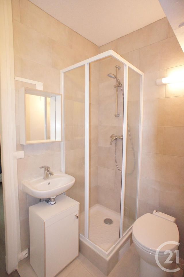 Appartement F1 à louer - 1 pièce - 14.94 m2 - VILLE D AVRAY - 92 - ILE-DE-FRANCE - Century 21 Solution Immobilière