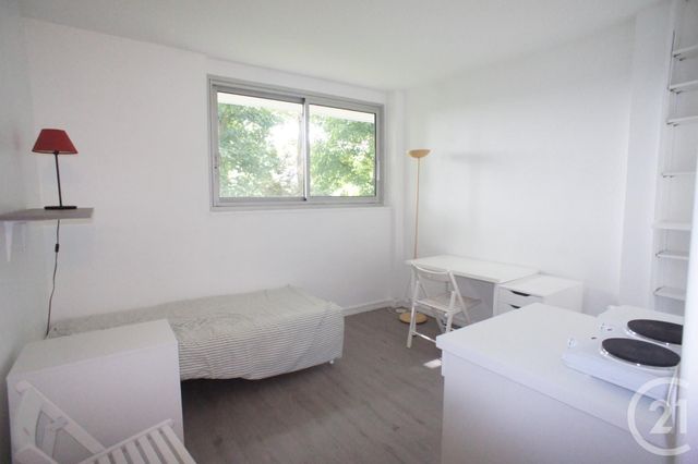 Appartement F1 à louer - 1 pièce - 14.94 m2 - VILLE D AVRAY - 92 - ILE-DE-FRANCE - Century 21 Solution Immobilière