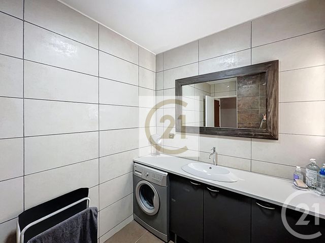 Appartement F2 à vendre - 2 pièces - 42.63 m2 - ST CLOUD - 92 - ILE-DE-FRANCE - Century 21 Solution Immobilière