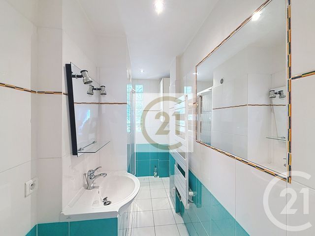 Appartement F5 à louer - 5 pièces - 130.0 m2 - ST CLOUD - 92 - ILE-DE-FRANCE - Century 21 Solution Immobilière