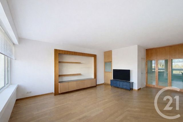 Appartement F5 à louer - 5 pièces - 130.0 m2 - ST CLOUD - 92 - ILE-DE-FRANCE - Century 21 Solution Immobilière