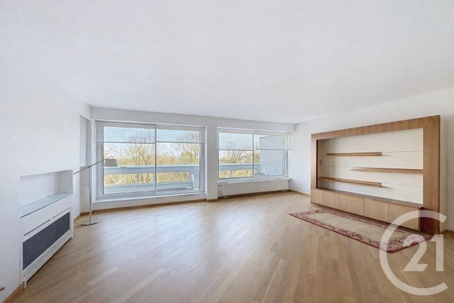 Appartement F5 à louer - 5 pièces - 130.0 m2 - ST CLOUD - 92 - ILE-DE-FRANCE - Century 21 Solution Immobilière