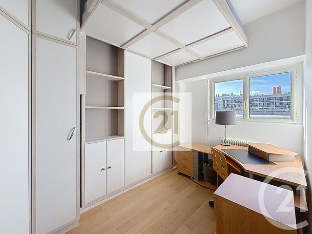 Appartement F5 à louer - 5 pièces - 130.0 m2 - ST CLOUD - 92 - ILE-DE-FRANCE - Century 21 Solution Immobilière