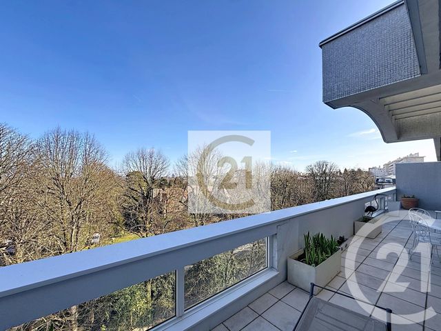 Appartement F5 à louer - 5 pièces - 130.0 m2 - ST CLOUD - 92 - ILE-DE-FRANCE - Century 21 Solution Immobilière