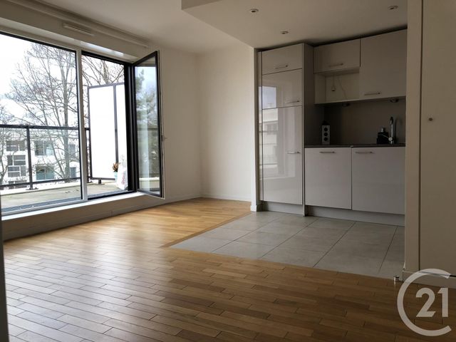 Appartement F2 à louer - 2 pièces - 42.5 m2 - ST CLOUD - 92 - ILE-DE-FRANCE - Century 21 Solution Immobilière