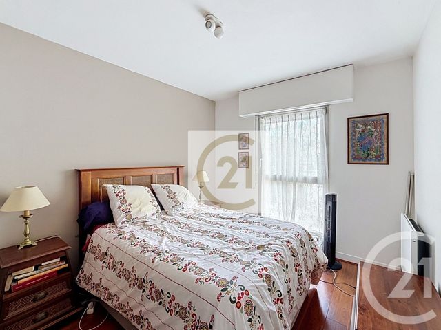 Appartement F4 à louer - 4 pièces - 92.0 m2 - ST CLOUD - 92 - ILE-DE-FRANCE - Century 21 Solution Immobilière