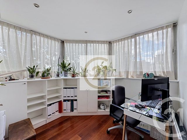 Appartement F4 à louer - 4 pièces - 92.0 m2 - ST CLOUD - 92 - ILE-DE-FRANCE - Century 21 Solution Immobilière