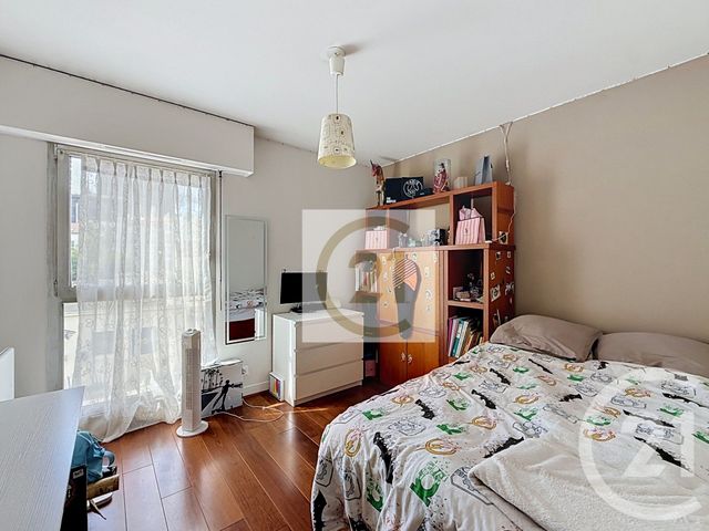 Appartement F4 à louer - 4 pièces - 92.0 m2 - ST CLOUD - 92 - ILE-DE-FRANCE - Century 21 Solution Immobilière