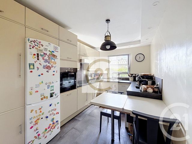 Appartement F4 à louer - 4 pièces - 92.0 m2 - ST CLOUD - 92 - ILE-DE-FRANCE - Century 21 Solution Immobilière