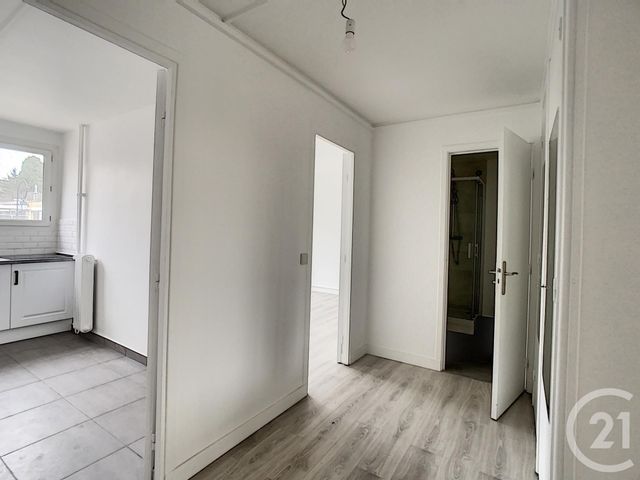 Appartement F2 à louer - 2 pièces - 54.44 m2 - ST CLOUD - 92 - ILE-DE-FRANCE - Century 21 Solution Immobilière