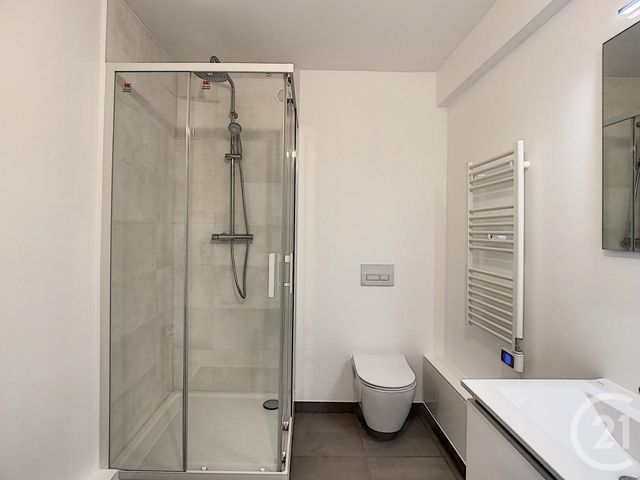 Appartement F2 à louer - 2 pièces - 54.44 m2 - ST CLOUD - 92 - ILE-DE-FRANCE - Century 21 Solution Immobilière