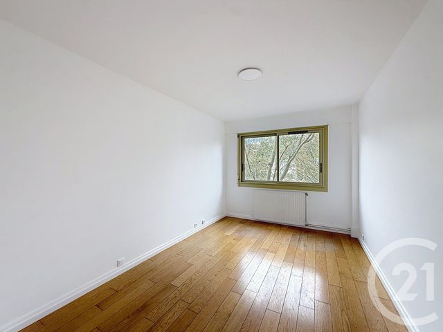 Appartement F3 à louer - 3 pièces - 94.7 m2 - ST CLOUD - 92 - ILE-DE-FRANCE - Century 21 Solution Immobilière