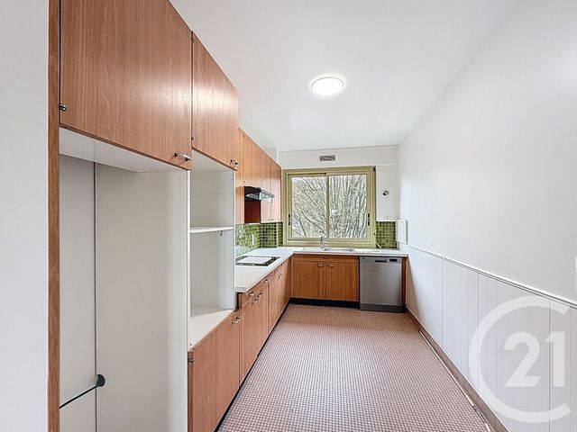 Appartement F3 à louer - 3 pièces - 94.7 m2 - ST CLOUD - 92 - ILE-DE-FRANCE - Century 21 Solution Immobilière