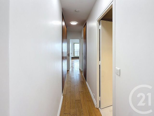 Appartement F3 à louer - 3 pièces - 94.7 m2 - ST CLOUD - 92 - ILE-DE-FRANCE - Century 21 Solution Immobilière